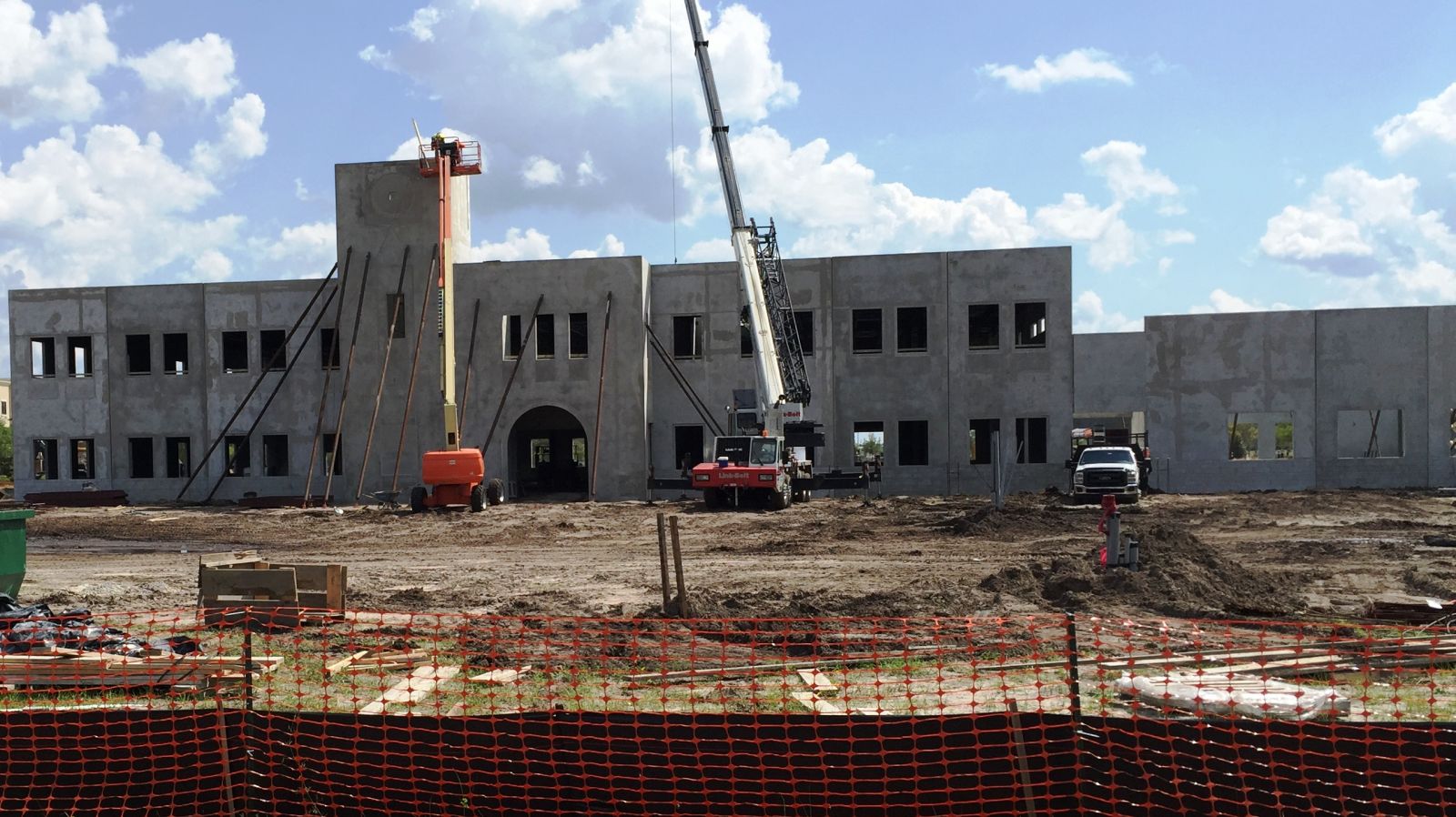 Palm Coast City Hall under construction 4-1-2015